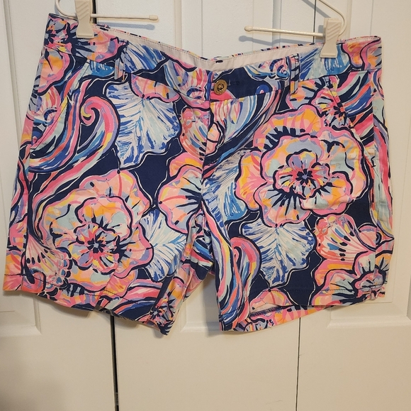 Lilly Pulitzer Jayne Stretch Floral Print Shorts Navy Pink Orange Size 14 - Picture 1 of 12